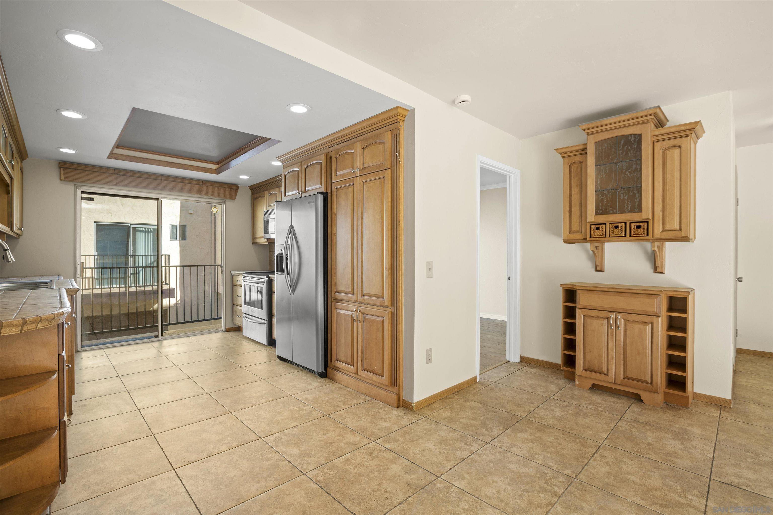 7849 Starling Dr