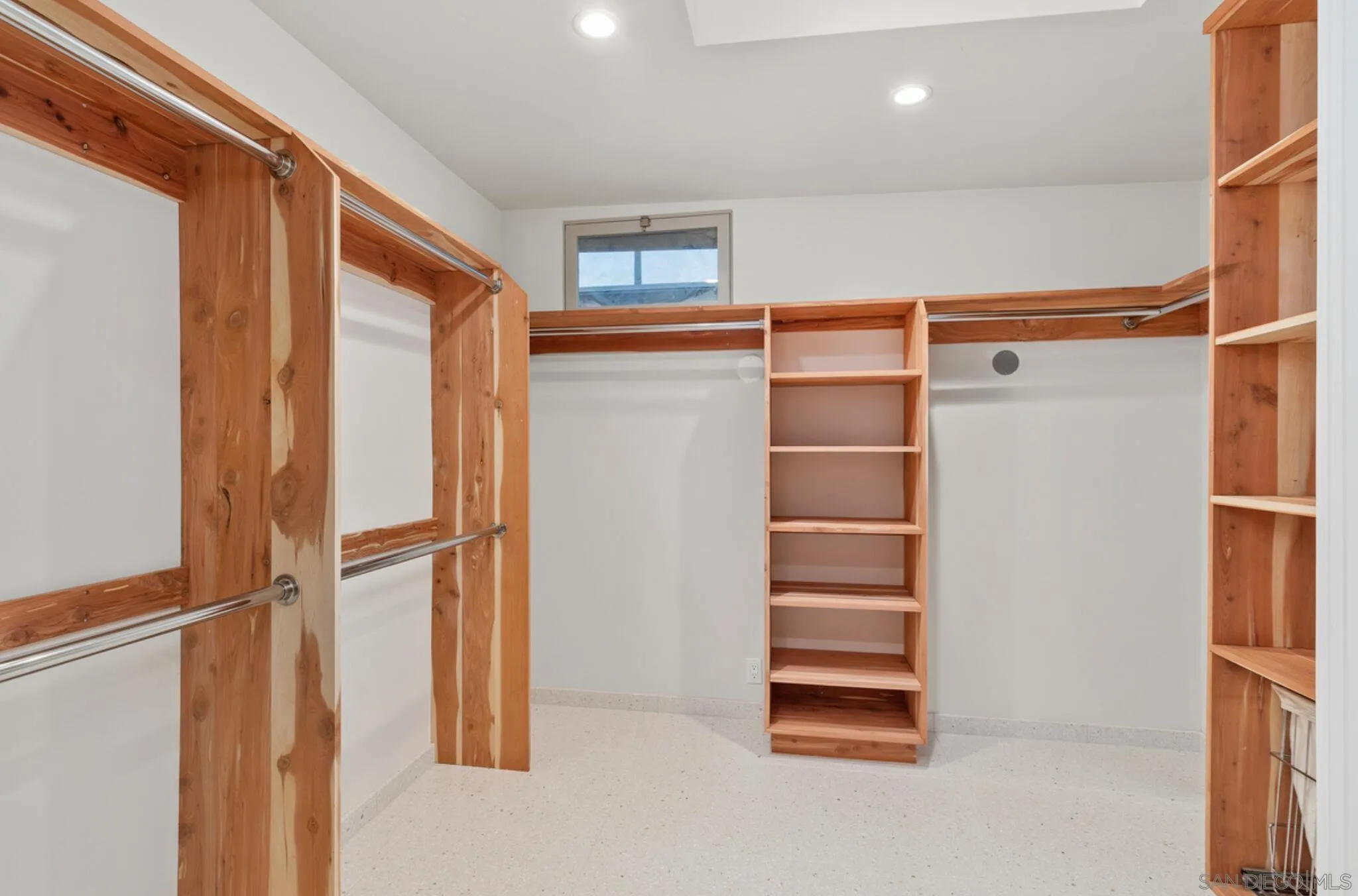 La Jolla, California 92037, United States, 3 Bedrooms Bedrooms, ,2 BathroomsBathrooms,Residential,Active,152360