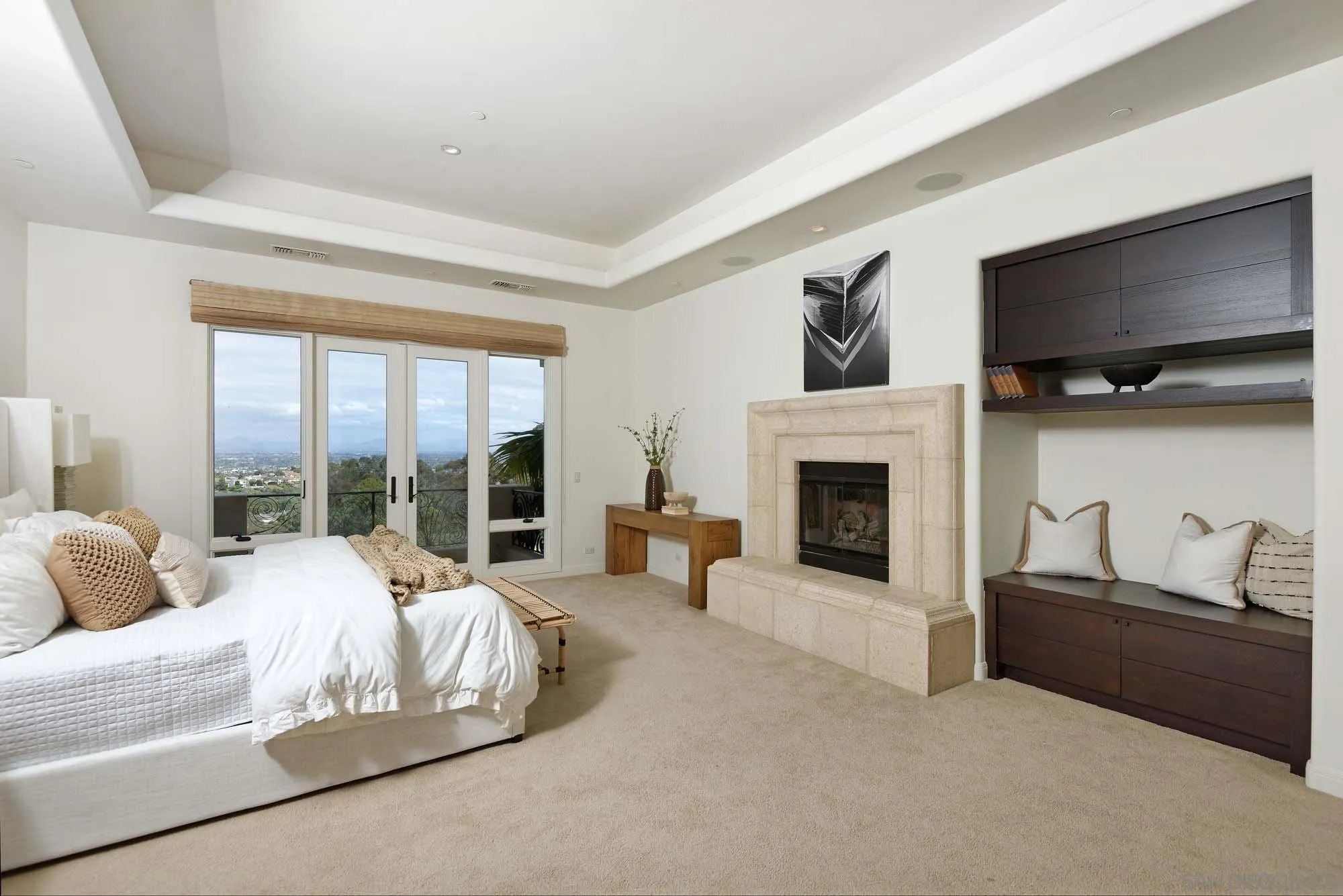 La Jolla, California 92037, United States, 5 Bedrooms Bedrooms, ,6 BathroomsBathrooms,Residential,Active,114723