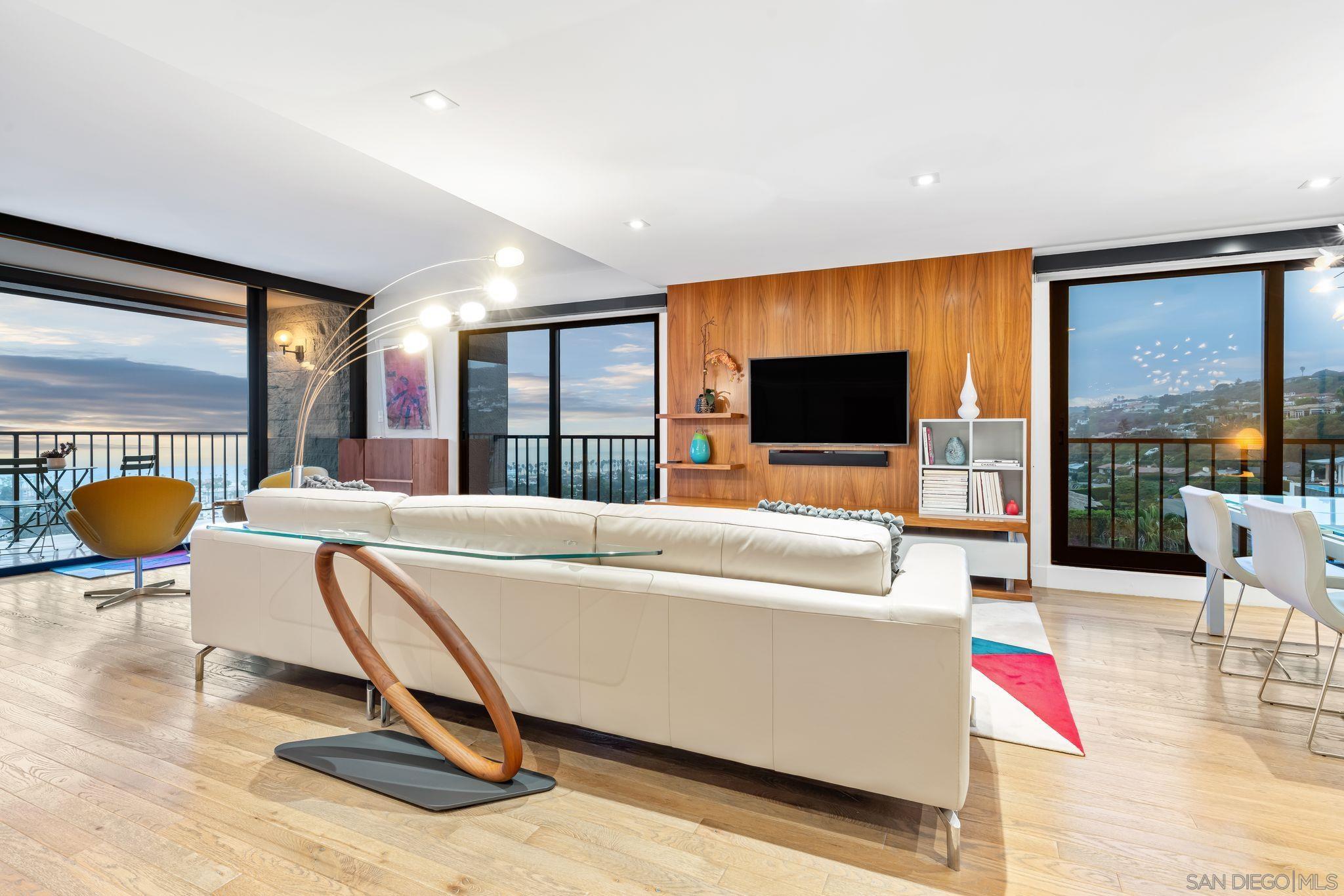 2500 Torrey Pines Road 1205