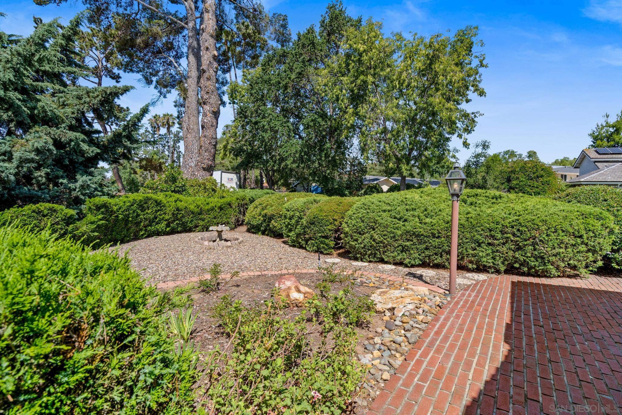 17119 Saint Andrews Dr