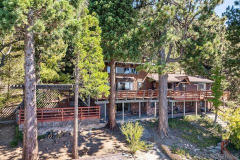 1959  Poplar Dr Running Springs CA 92382