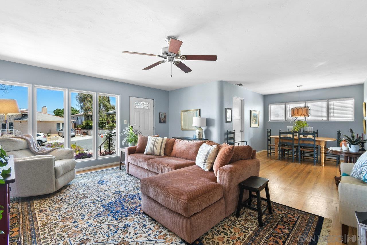 4111 Atascadero Dr