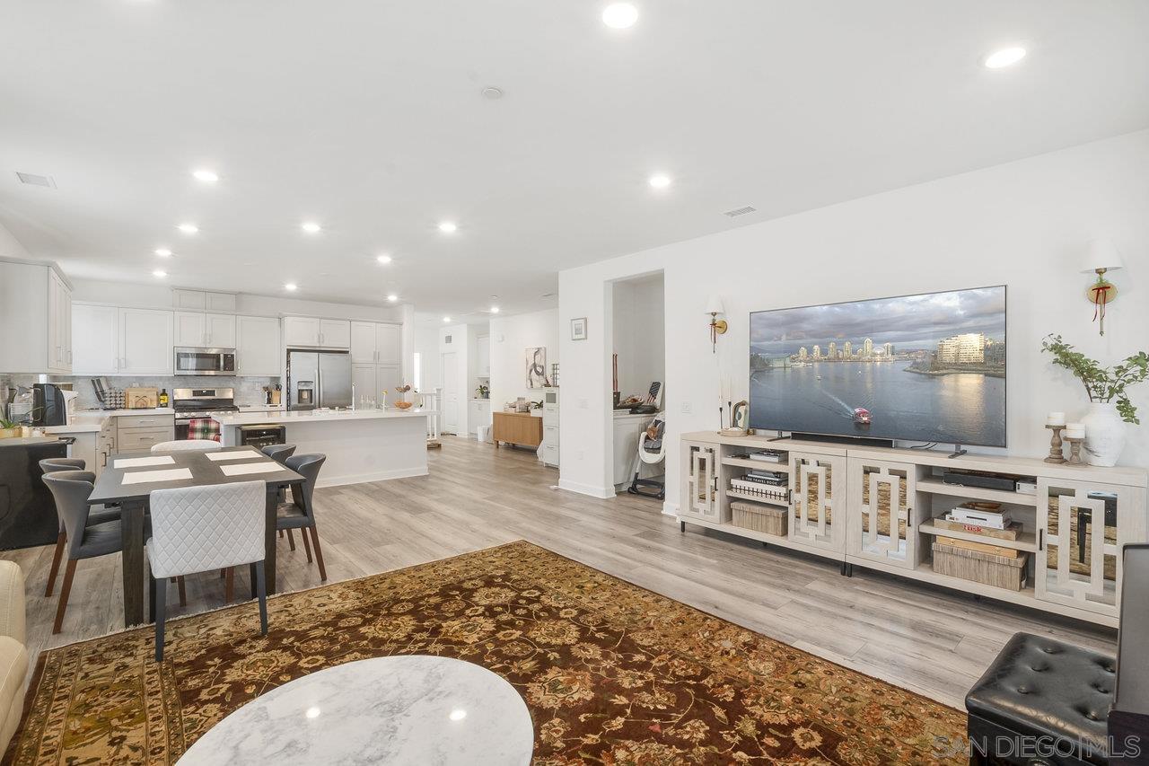 7962 Belluno Way