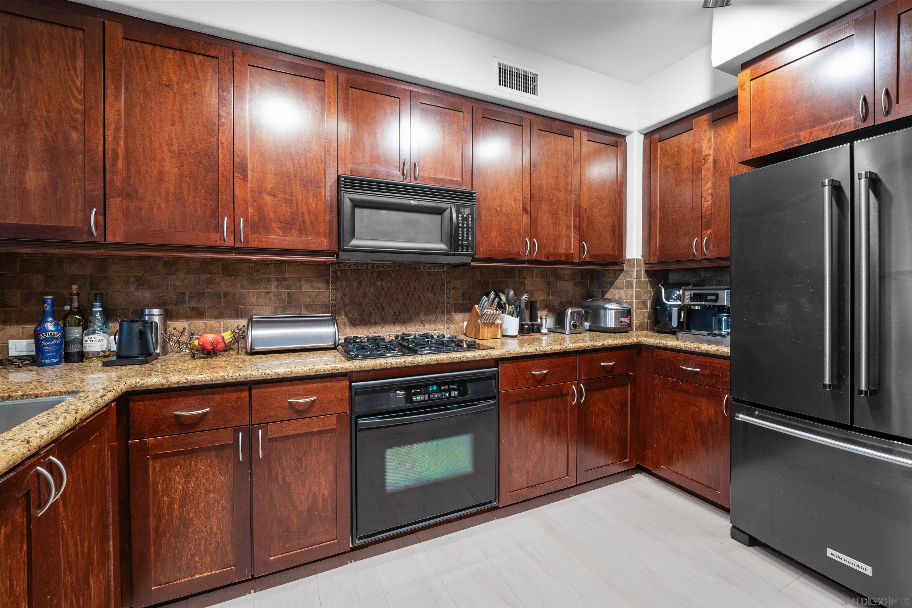 8211  Station Village Lane  1304