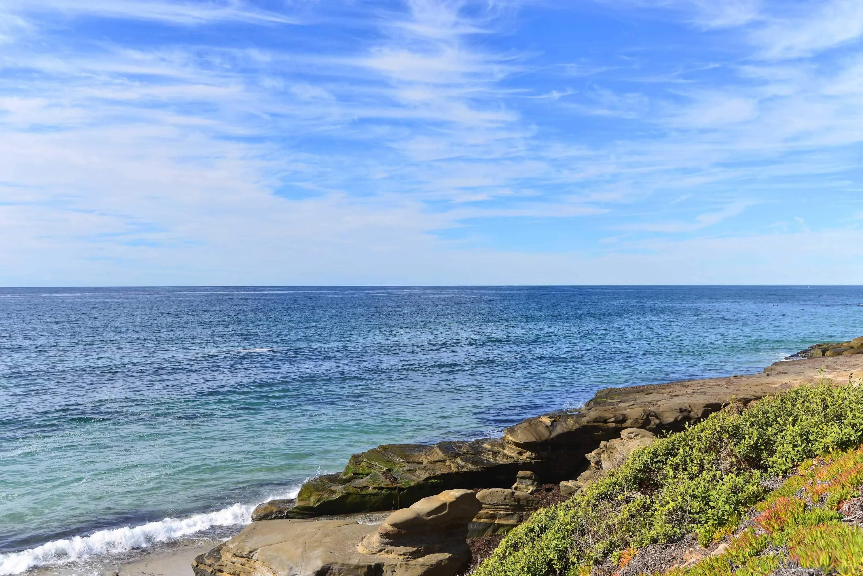 La Jolla, California 92037, United States, 2 Bedrooms Bedrooms, ,2 BathroomsBathrooms,Residential,Pending,41601