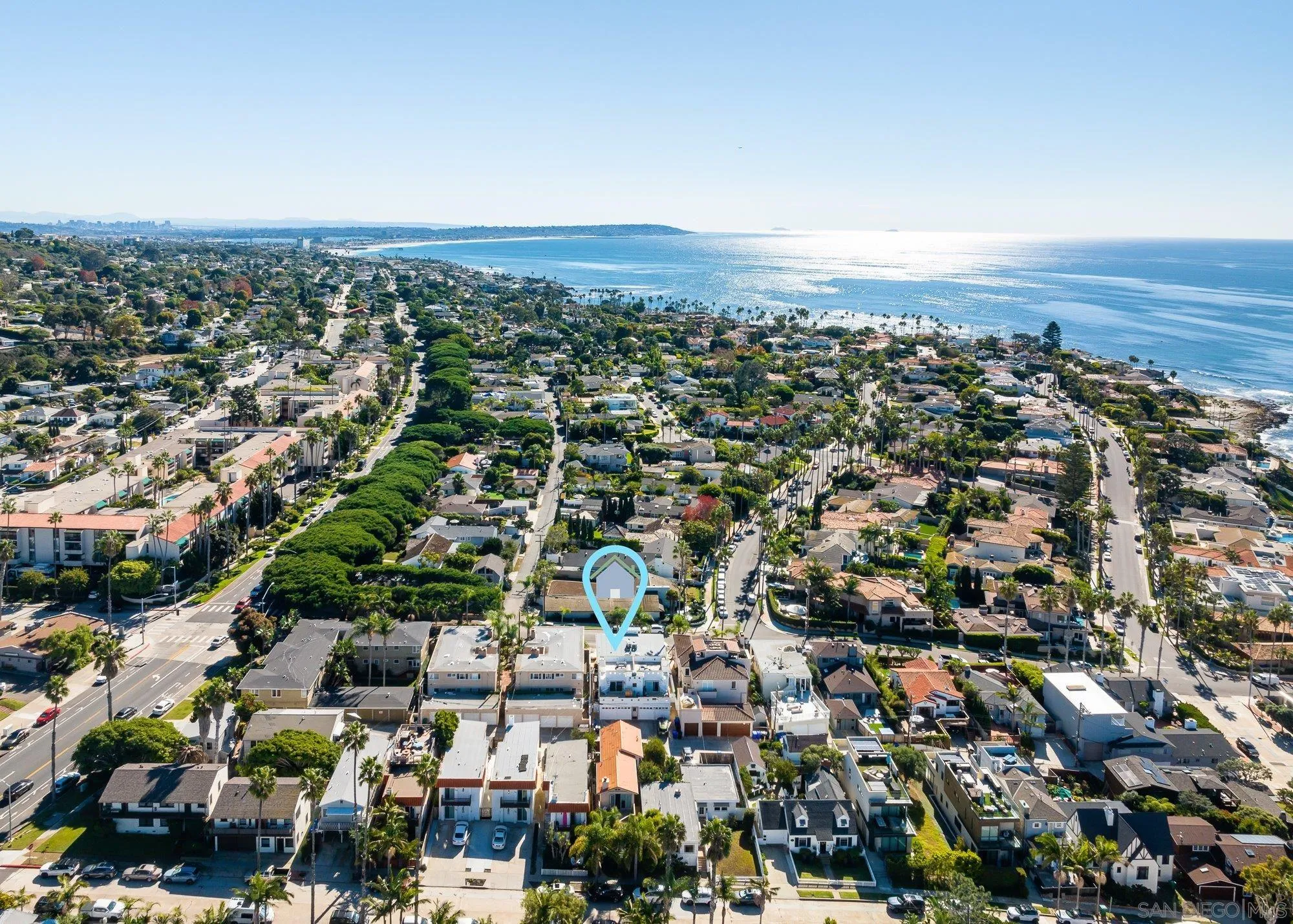 La Jolla, California 92037, United States, 2 Bedrooms Bedrooms, ,2 BathroomsBathrooms,Residential,Pending,41601