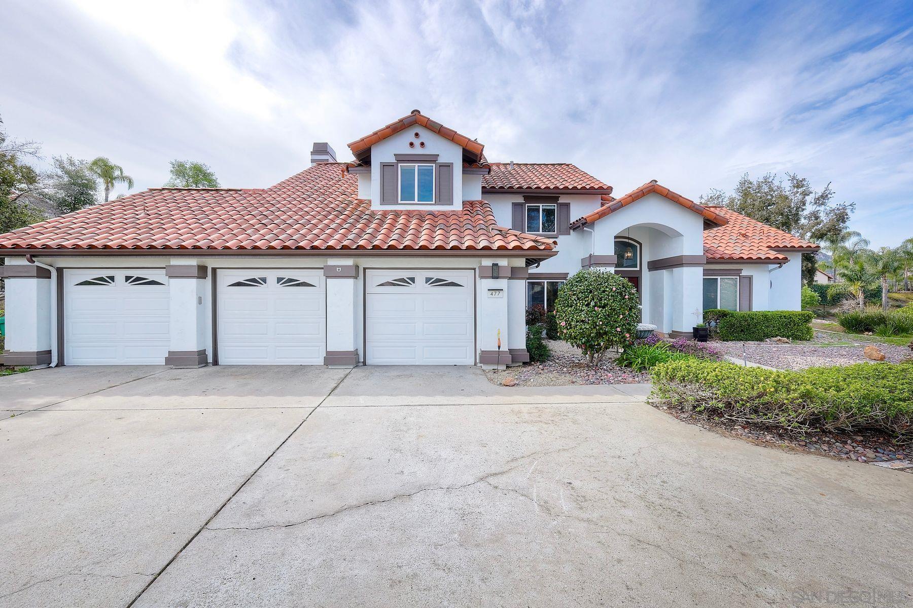 477 Summerhill View
