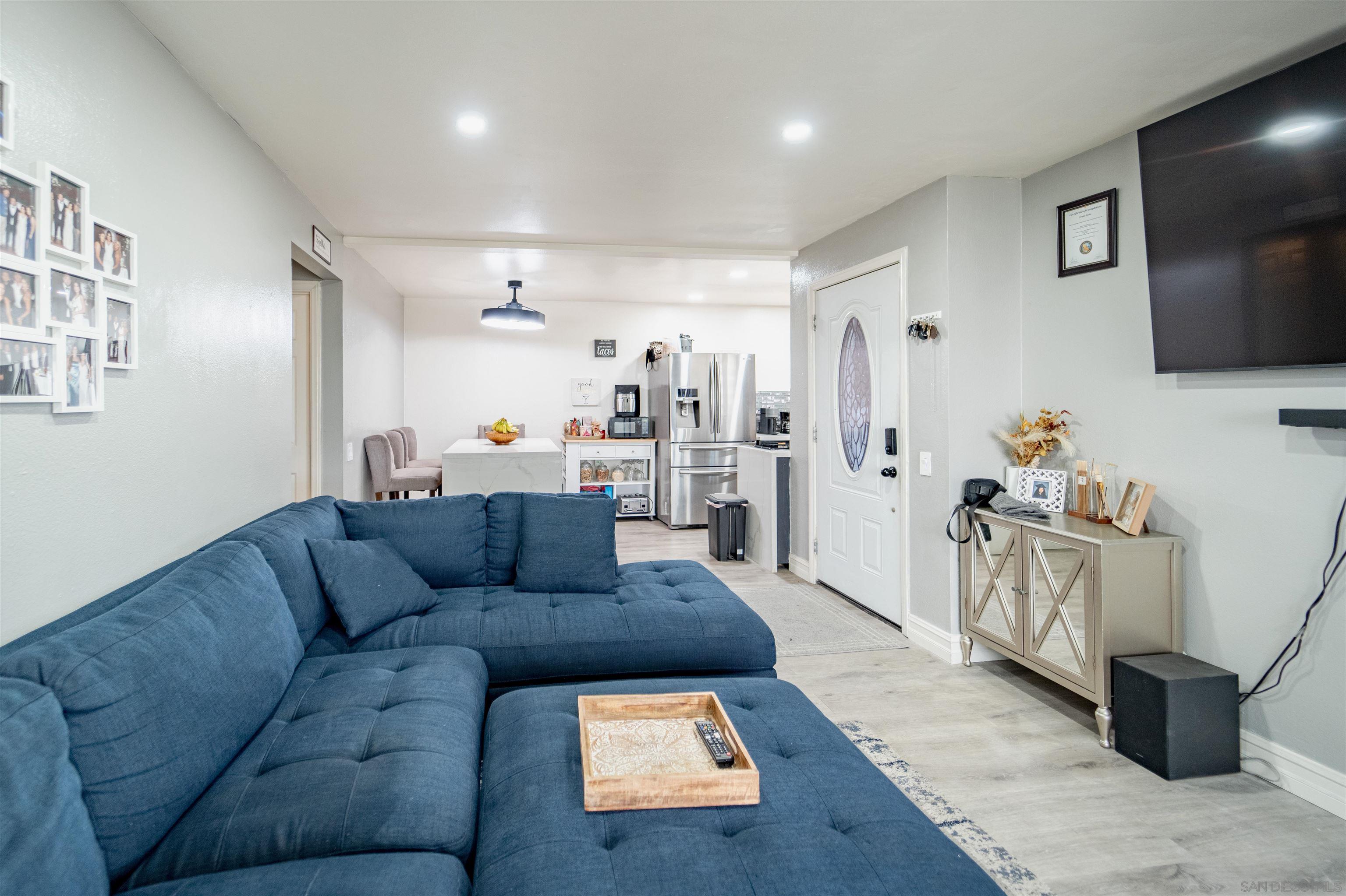 3550 Sunset Lane 16