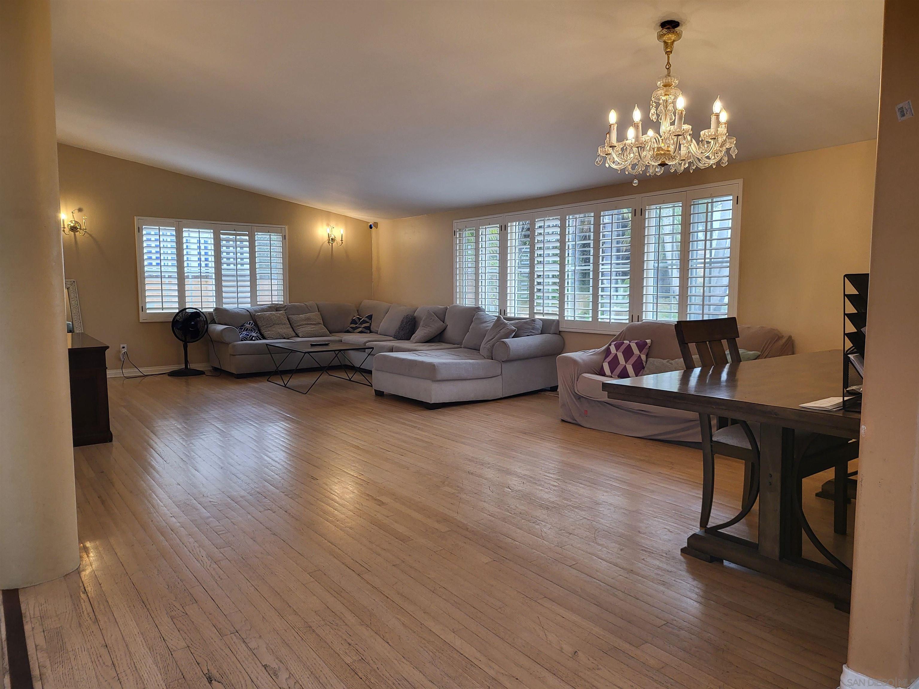 6430 La Jolla Scenic Drive South