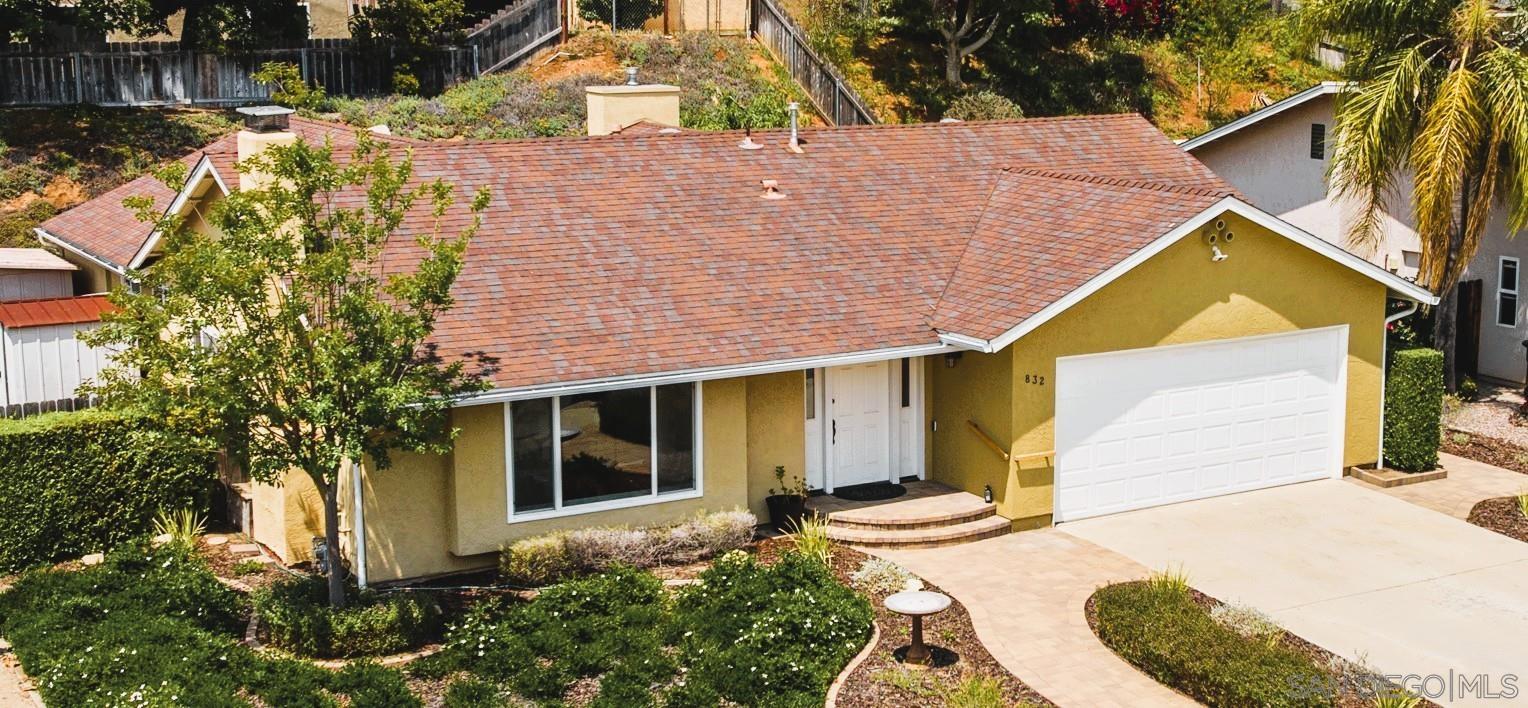 832 Casa De Oro Pl