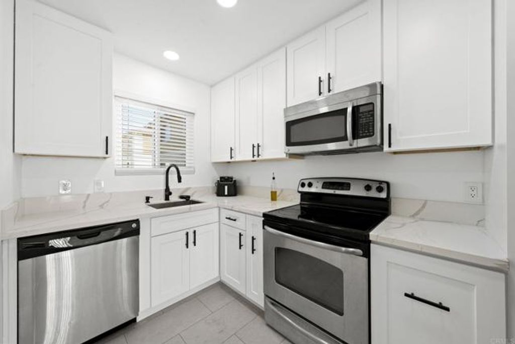 Photo of 9210 Kenwood Drive #J, Spring Valley, CA 91977 (MLS # PTP2502525)