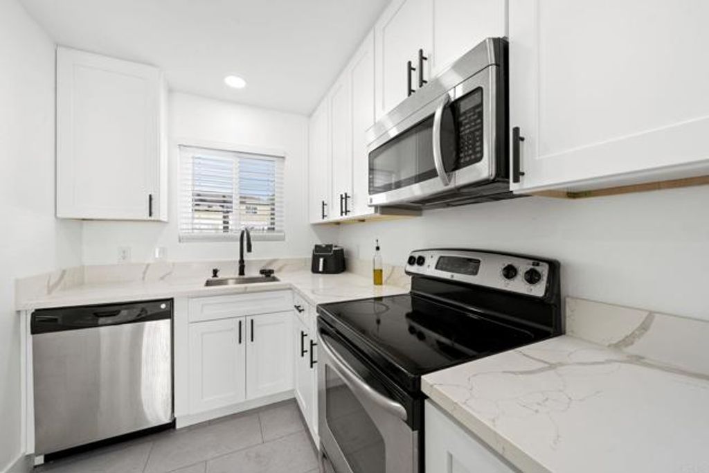 Photo of 9210 Kenwood Drive #J, Spring Valley, CA 91977 (MLS # PTP2502525)