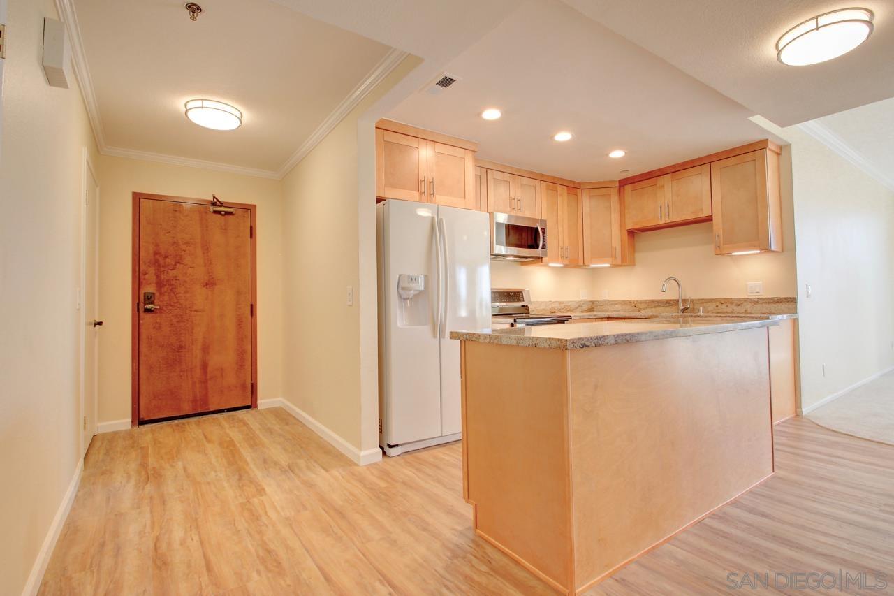 2445 Brant Street 507