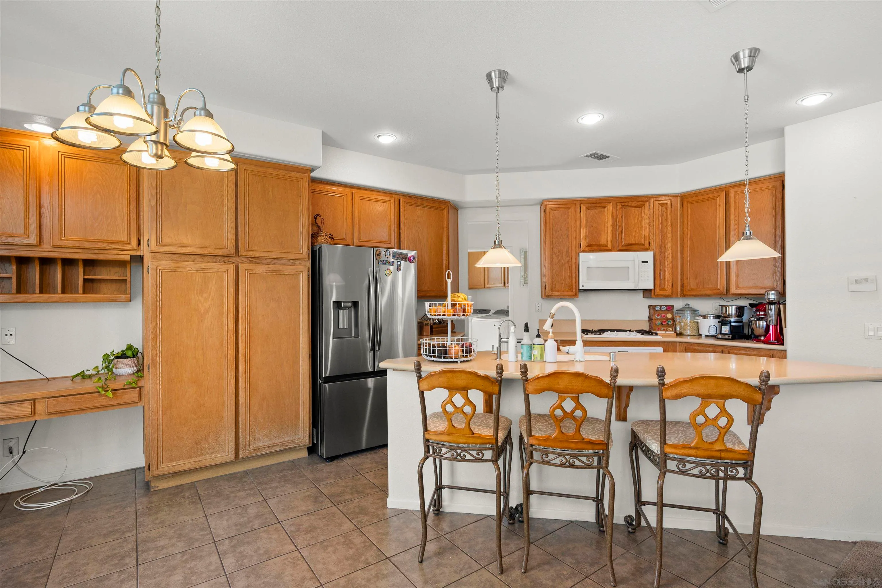 Chula Vista, California 91910, United States, 3 Bedrooms Bedrooms, ,3 BathroomsBathrooms,Residential,Active,130446