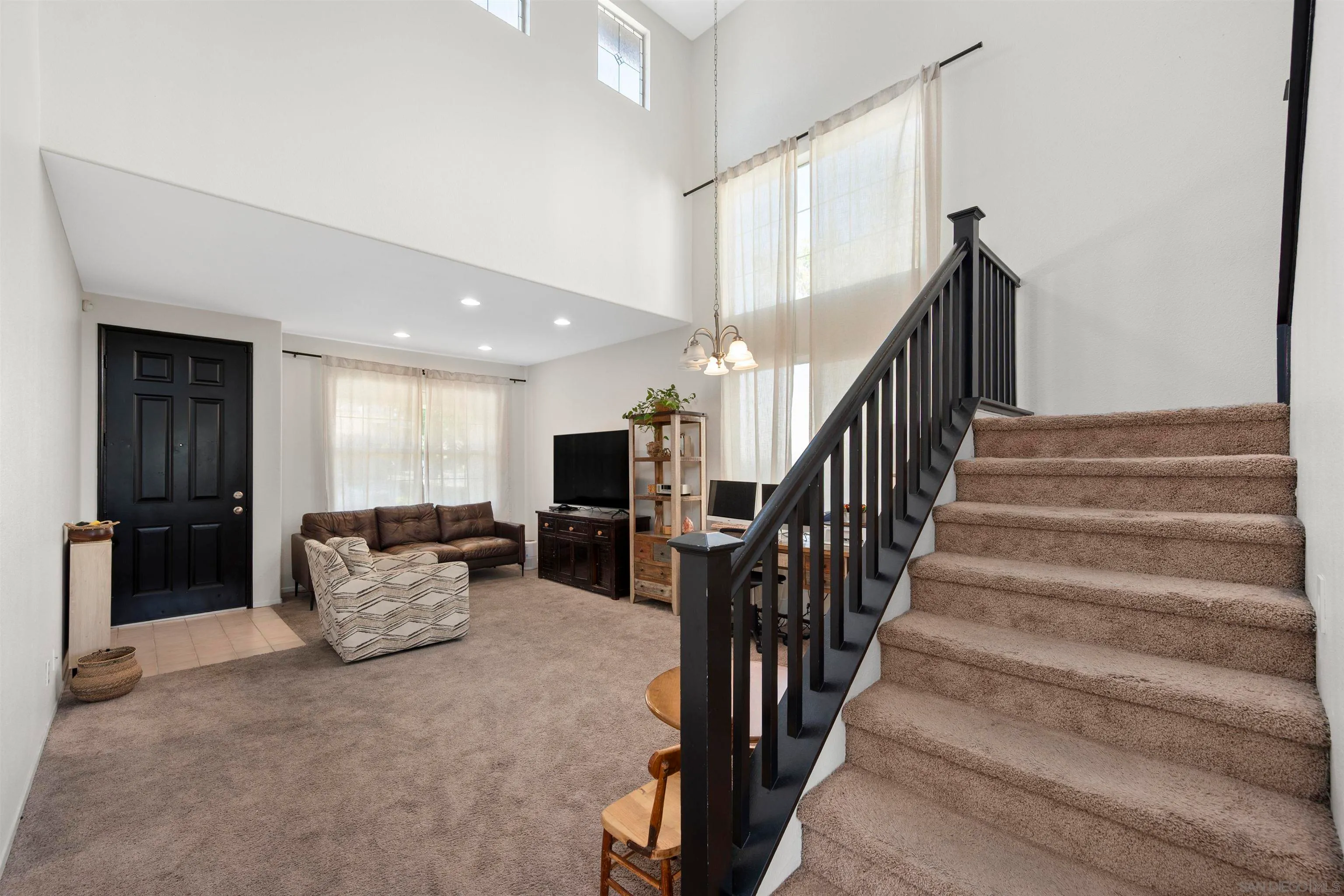 Chula Vista, California 91910, United States, 3 Bedrooms Bedrooms, ,3 BathroomsBathrooms,Residential,Active,130446