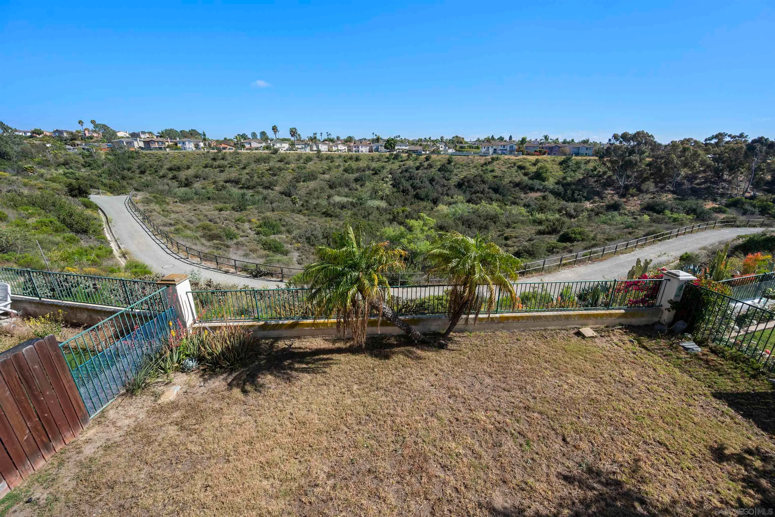 Chula Vista, California 91910, United States, 3 Bedrooms Bedrooms, ,3 BathroomsBathrooms,Residential,Active,130446