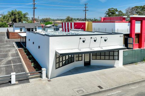 1045  Main Ramona CA 92065
