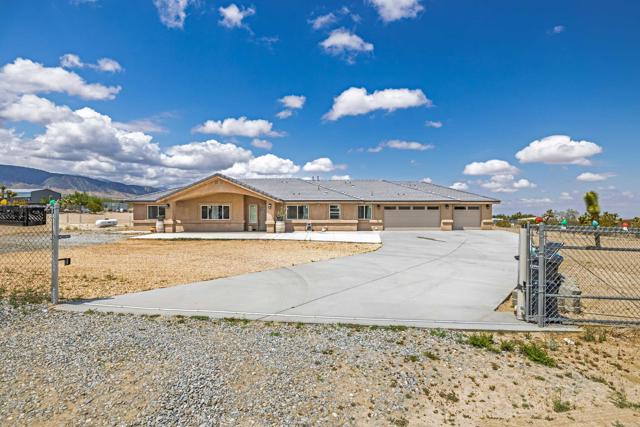 11374 Desert View Road