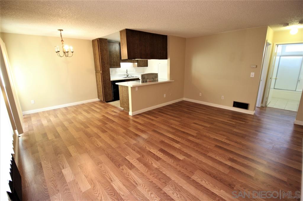 9528 Carroll Canyon Rd 123