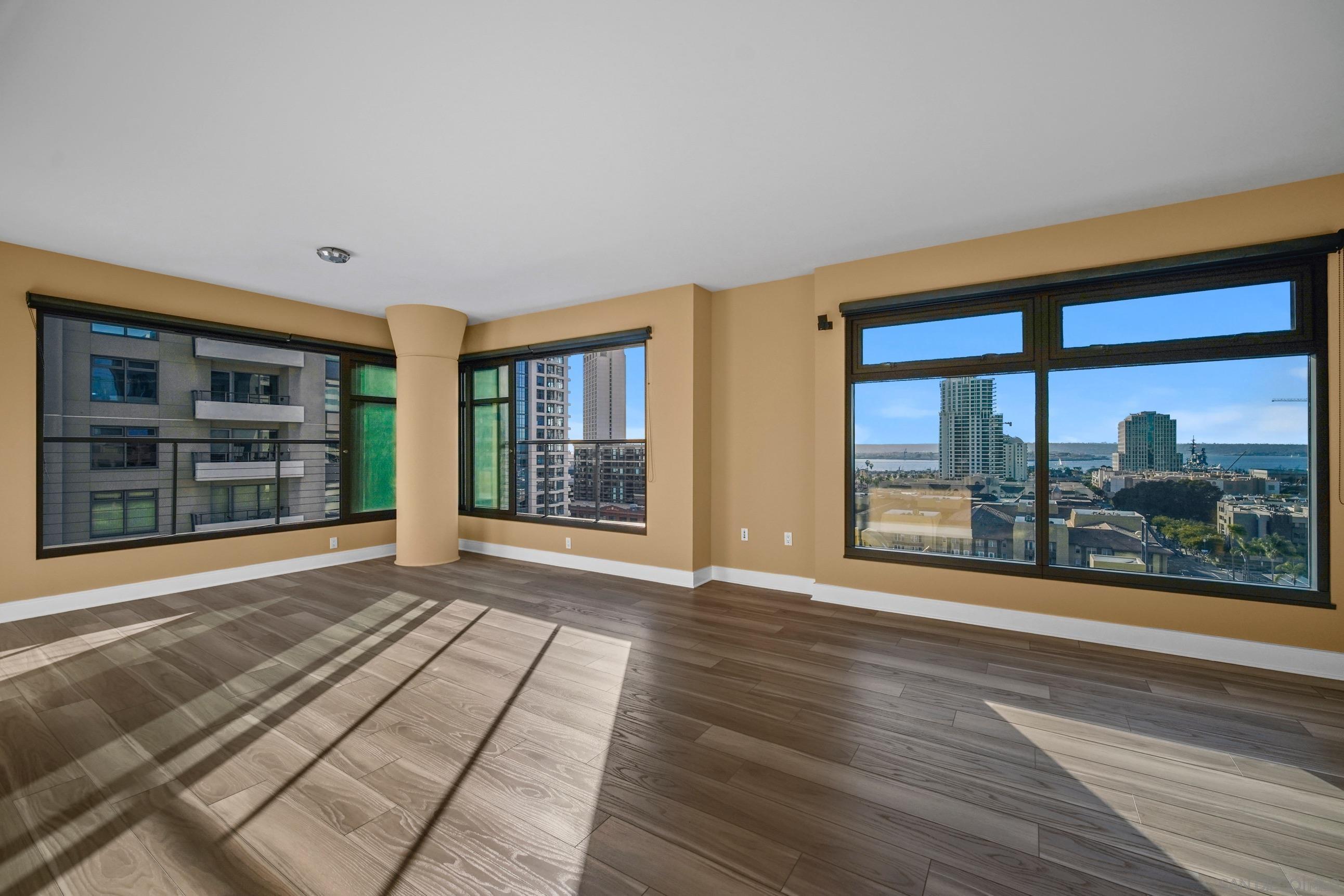 645 Front St 1206