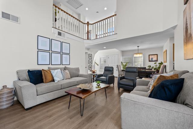 2040 Redwood