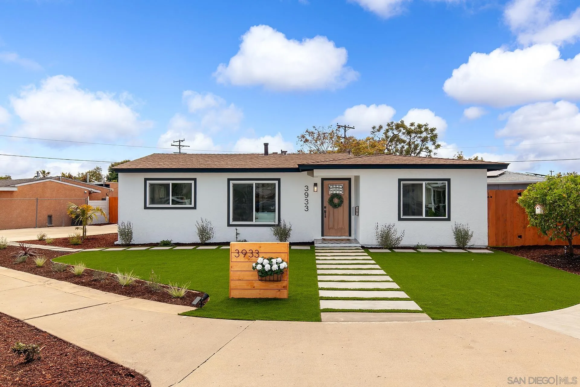 MLS: 250025457