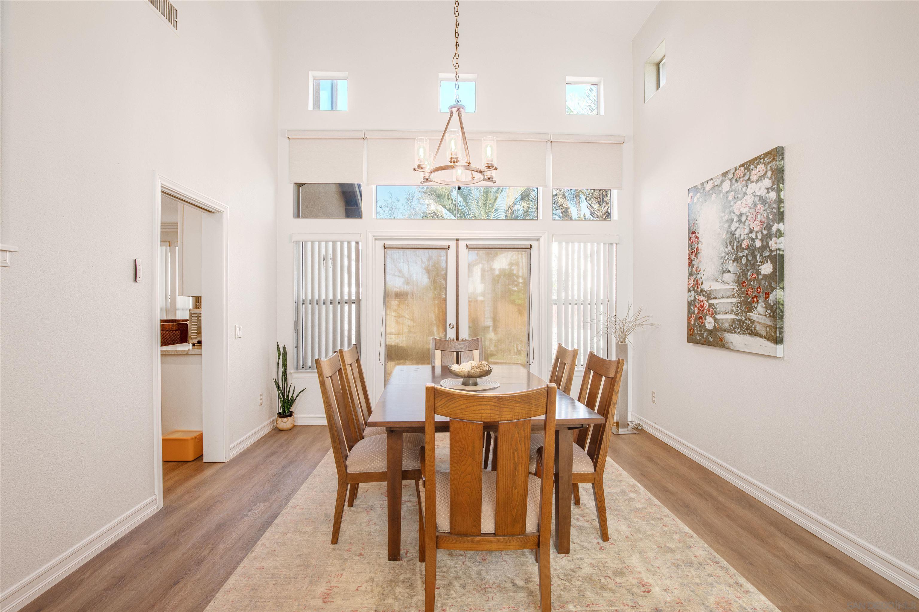 594 PADRONE PL