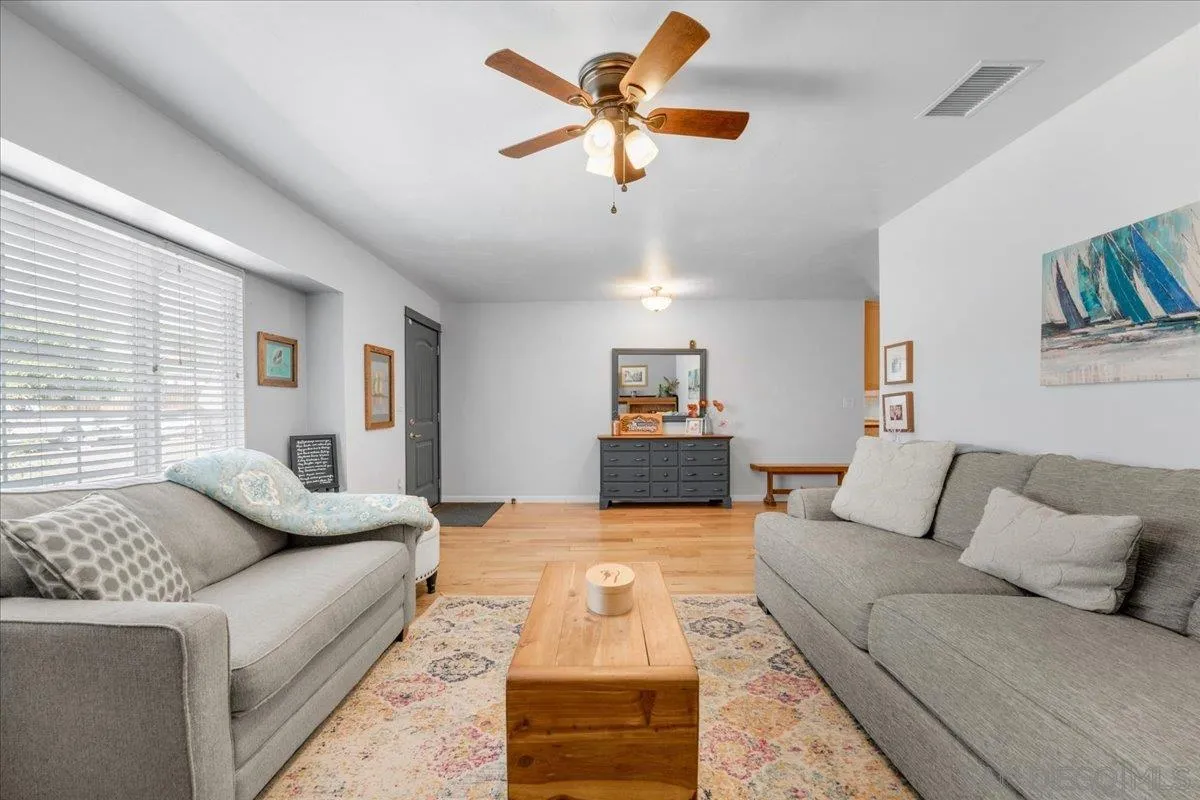 Santee, California 92071, United States, 4 Bedrooms Bedrooms, ,2 BathroomsBathrooms,Residential,Active,155080