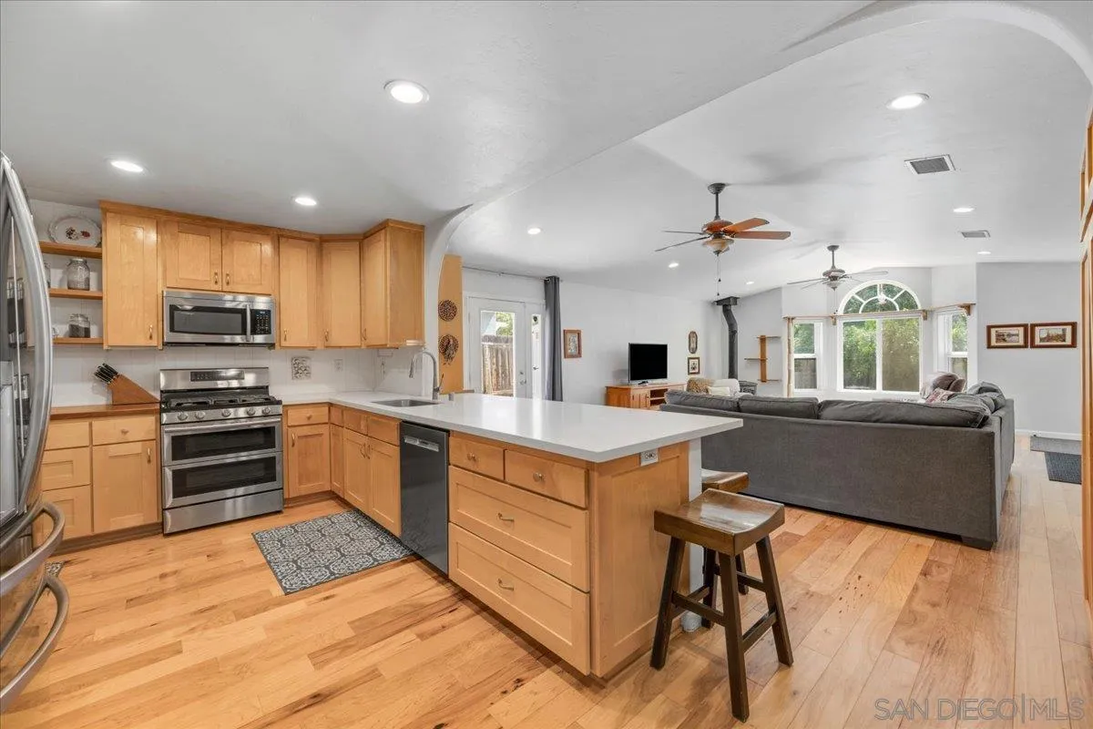 Santee, California 92071, United States, 4 Bedrooms Bedrooms, ,2 BathroomsBathrooms,Residential,Active,155080