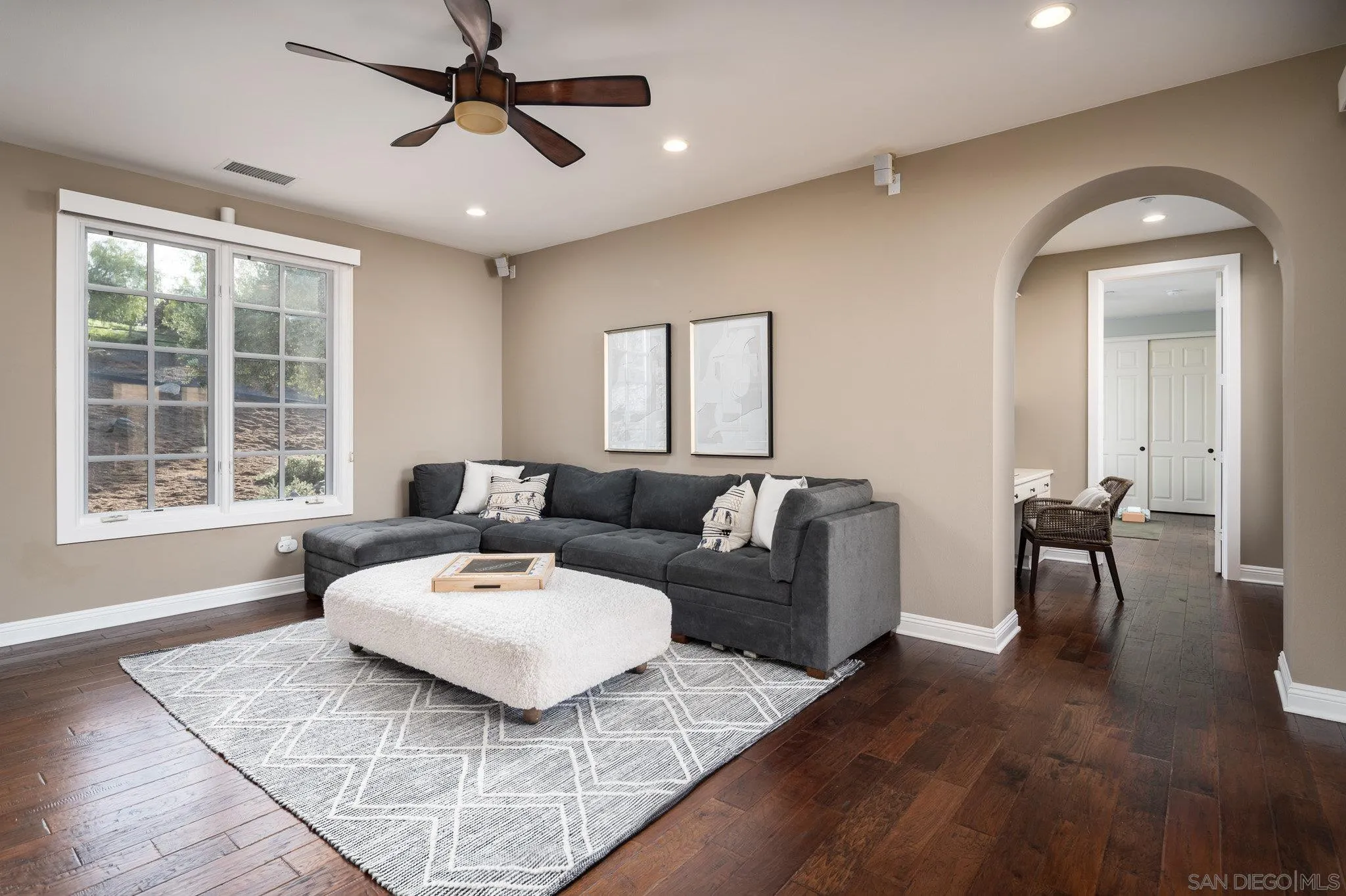 San Diego, California 92127, United States, 5 Bedrooms Bedrooms, ,6 BathroomsBathrooms,Residential,Pending,112407