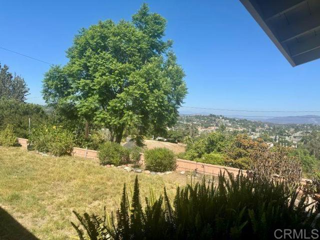 3221 S Bonita Street