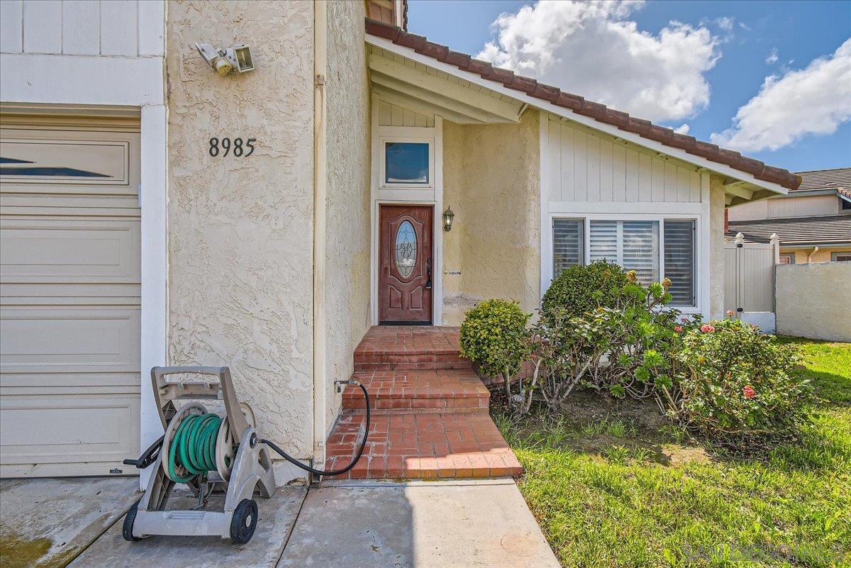 8985 Talca Court