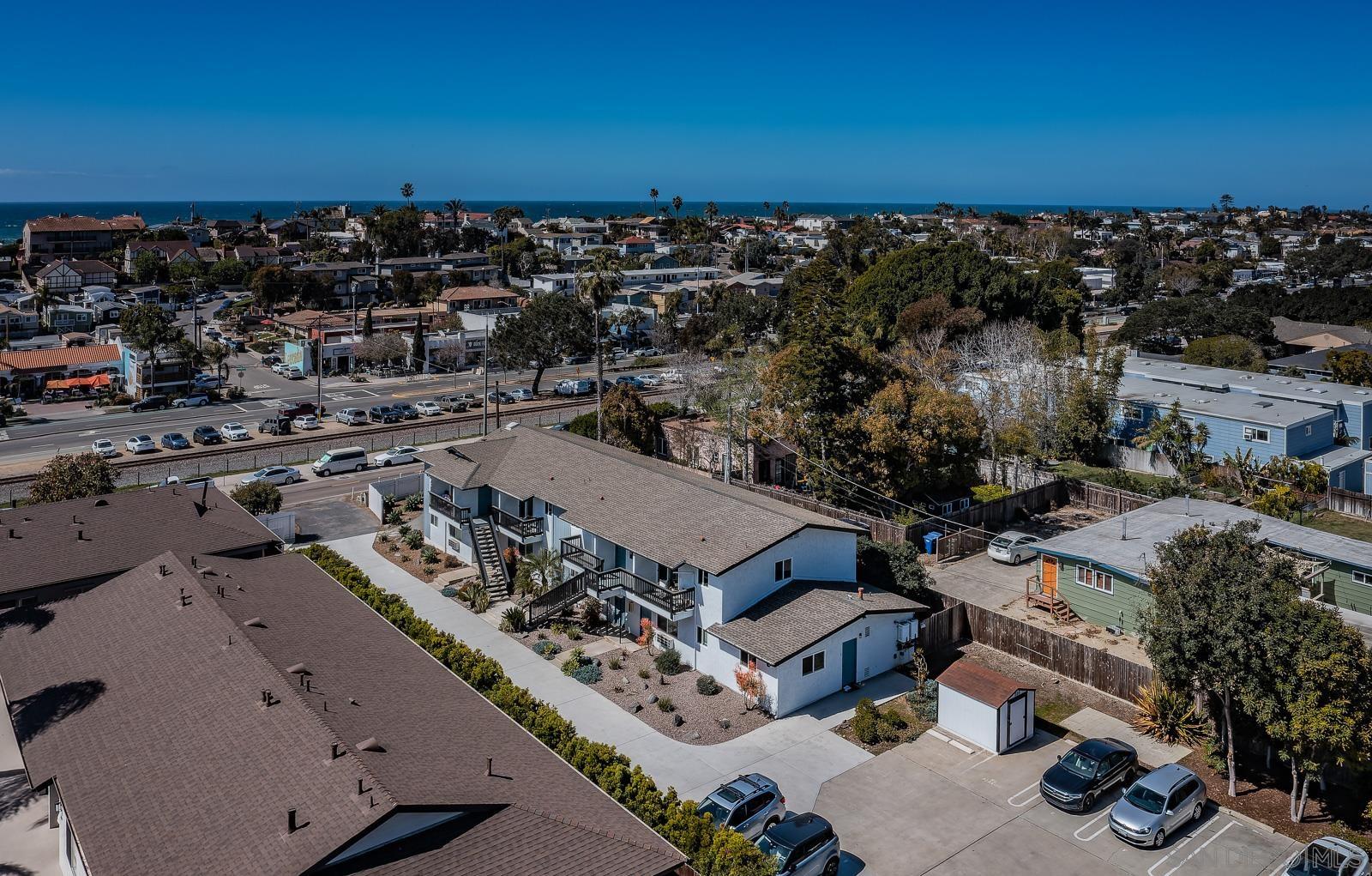 951 N Vulcan Ave
