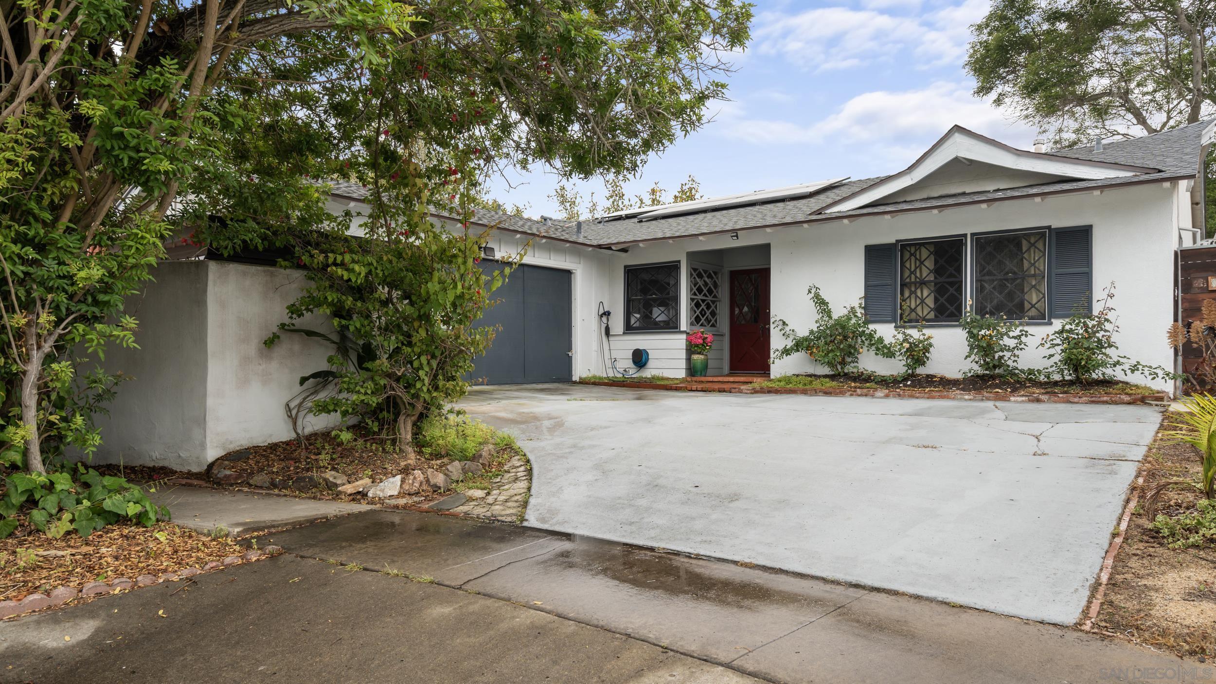5620 Lord Cecil Street