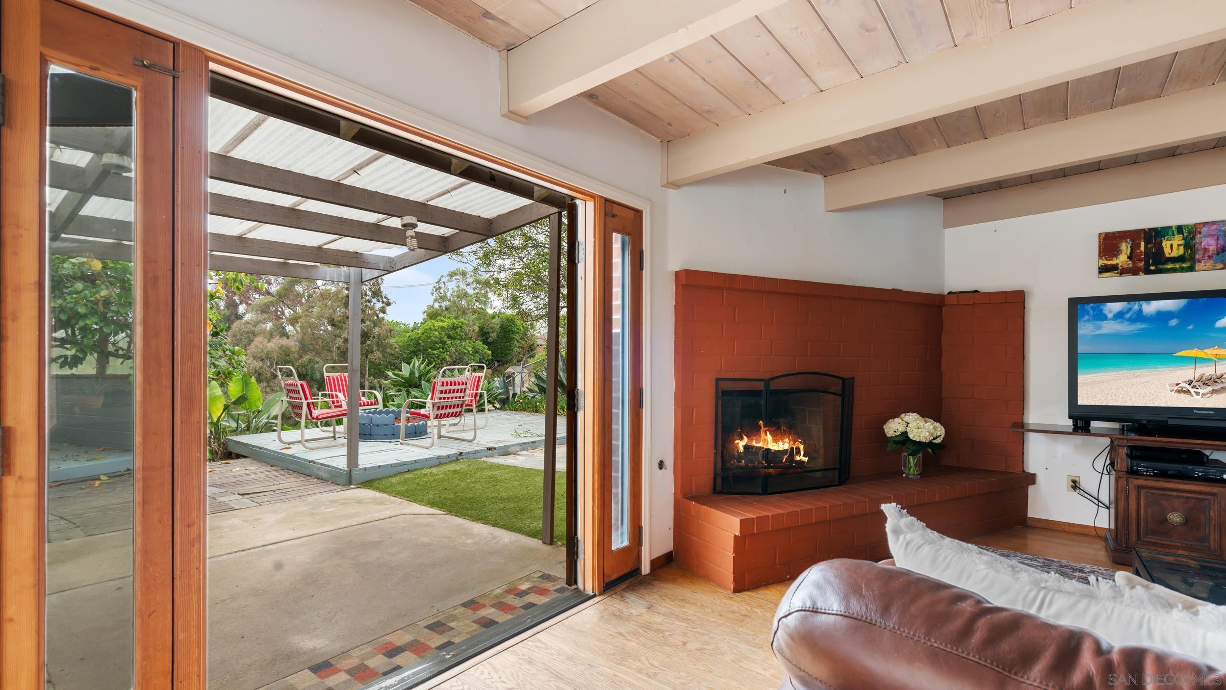 5620 Lord Cecil Street