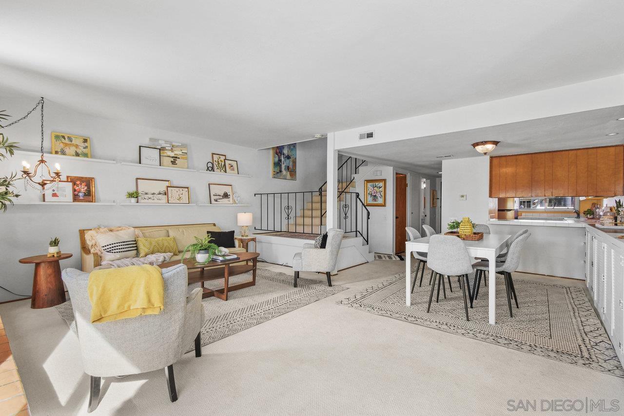 4347 Loma Riviera Ct