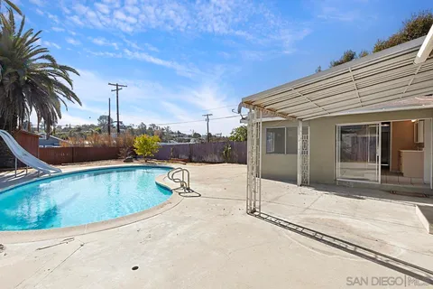 8605 Washington Ave, La Mesa, CA 91942 - #: 250021355