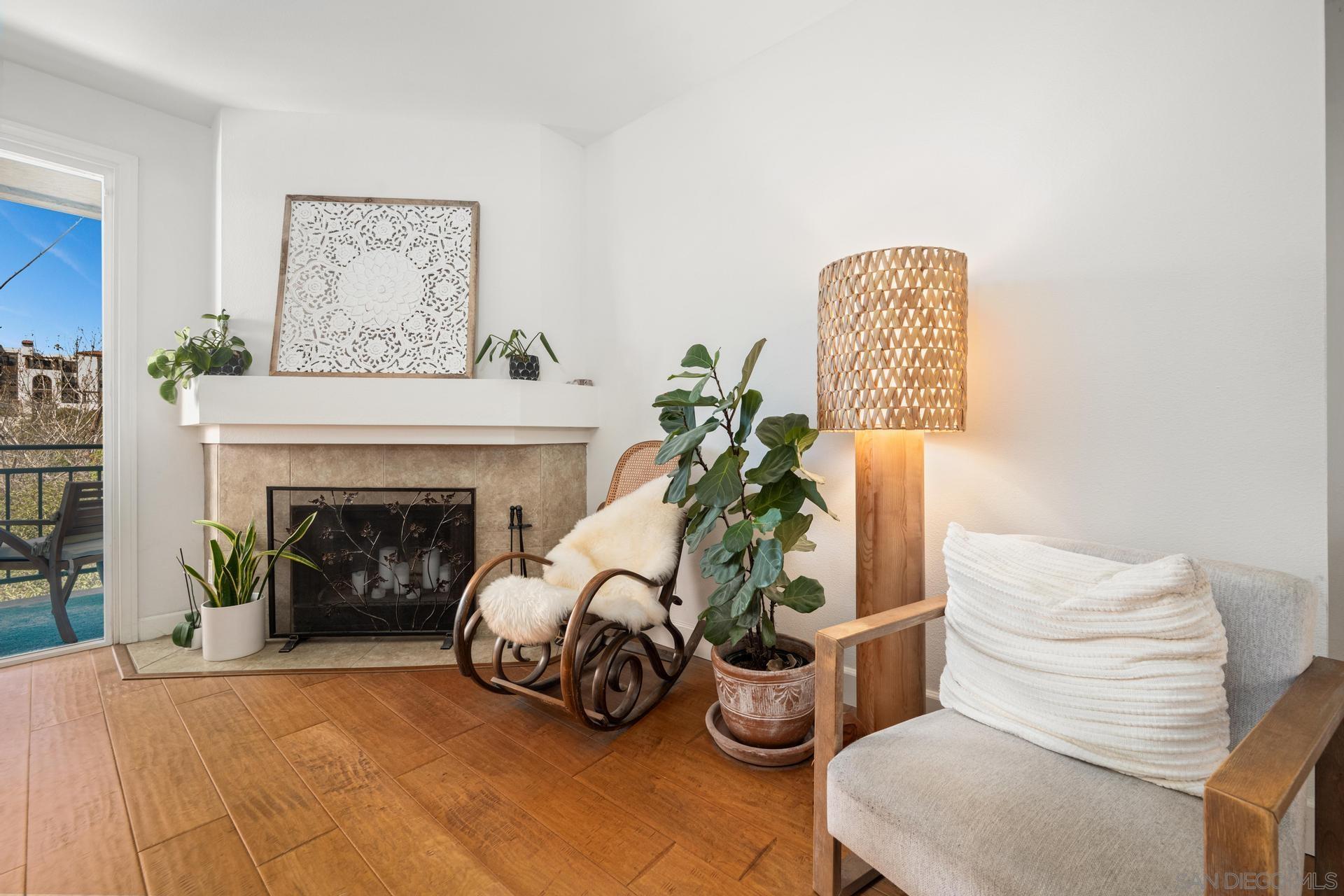 2150 Camino De La Reina 4210