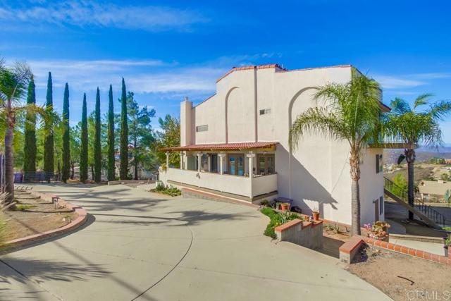 2638 W Victoria Dr