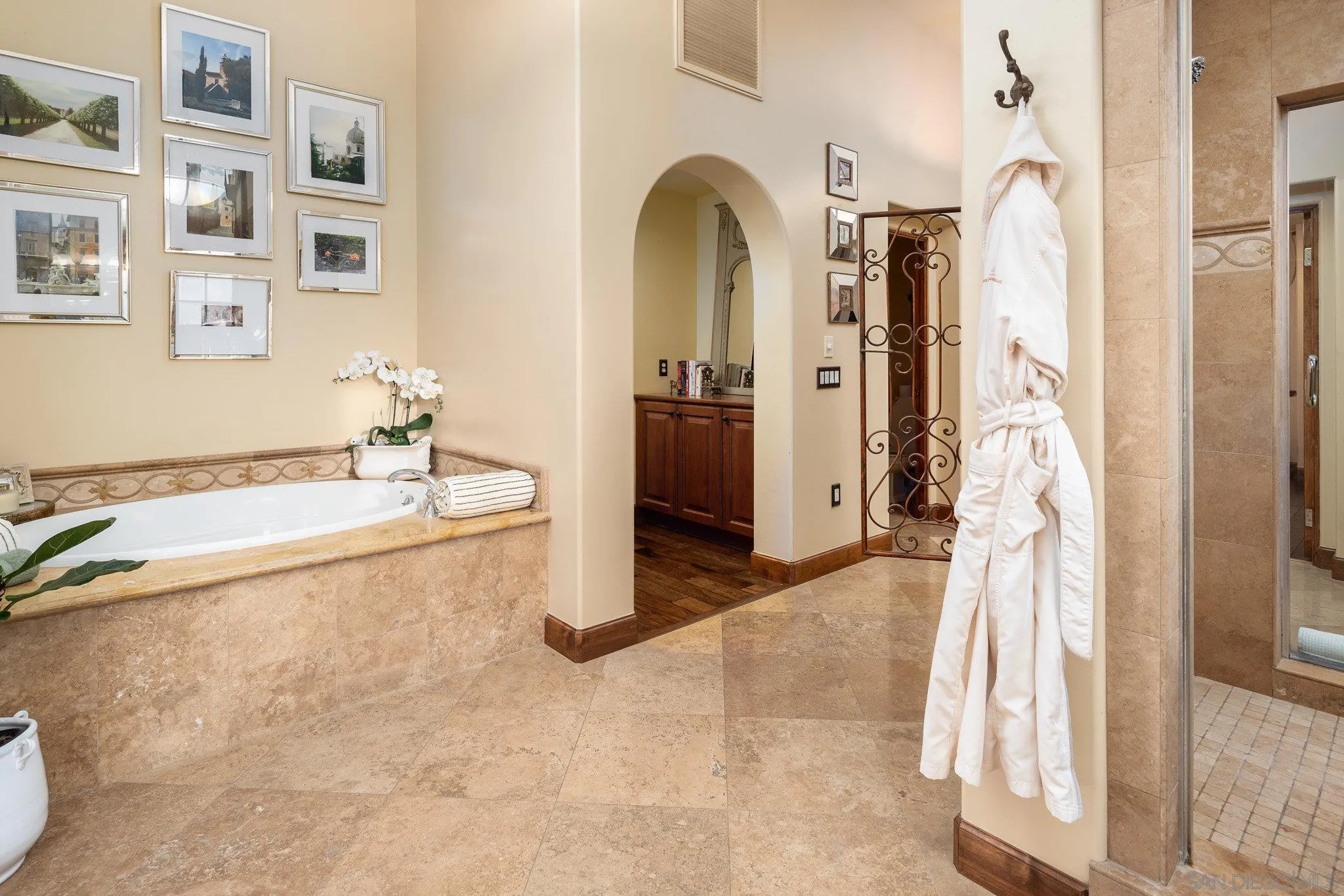 San Diego, California 92127, United States, 8 Bedrooms Bedrooms, ,8 BathroomsBathrooms,Residential,Active,3113