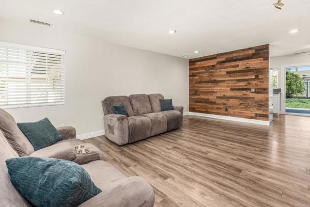 2145 E Washington