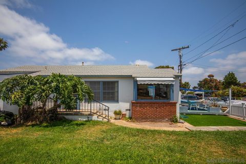 Single Family Residence in San Diego CA 4104 Narragansett Avenue.jpg