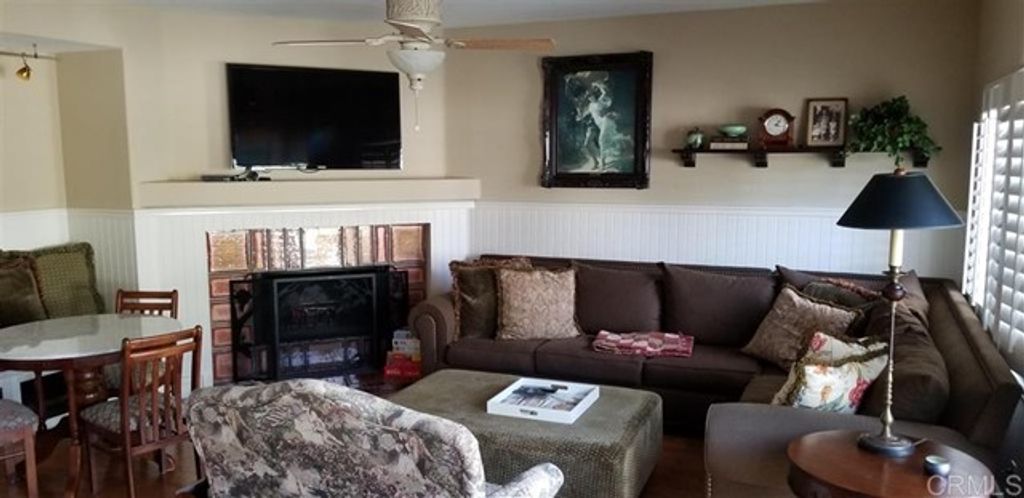 Photo of 459 Lexington Cr, Oceanside, CA 92057 (MLS # 180064617)