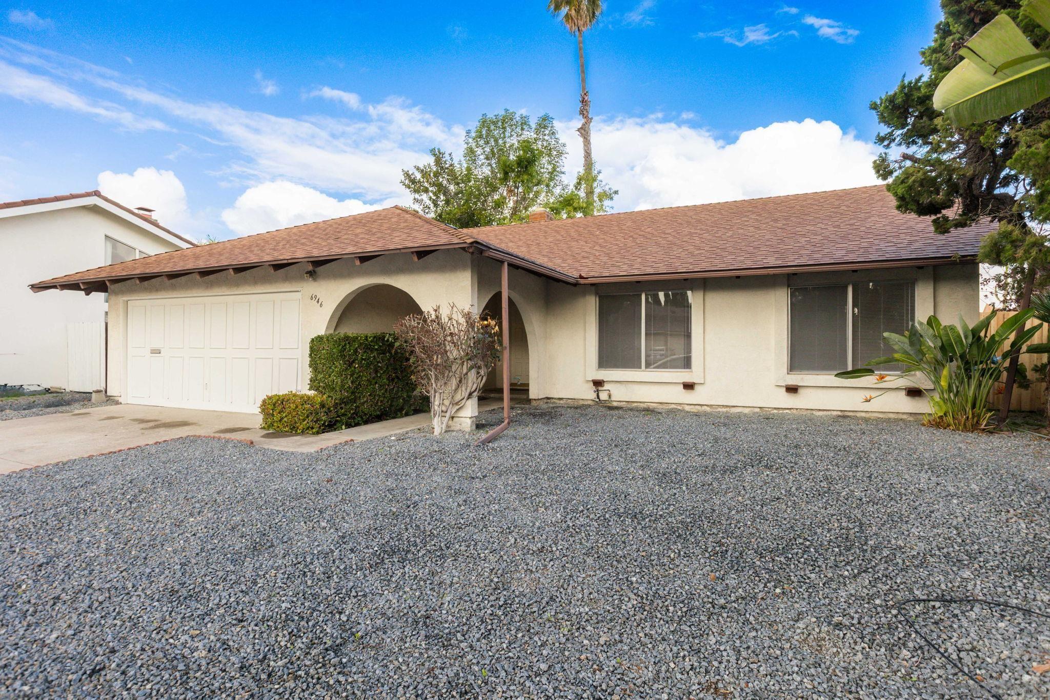 6946 Forrestal Court