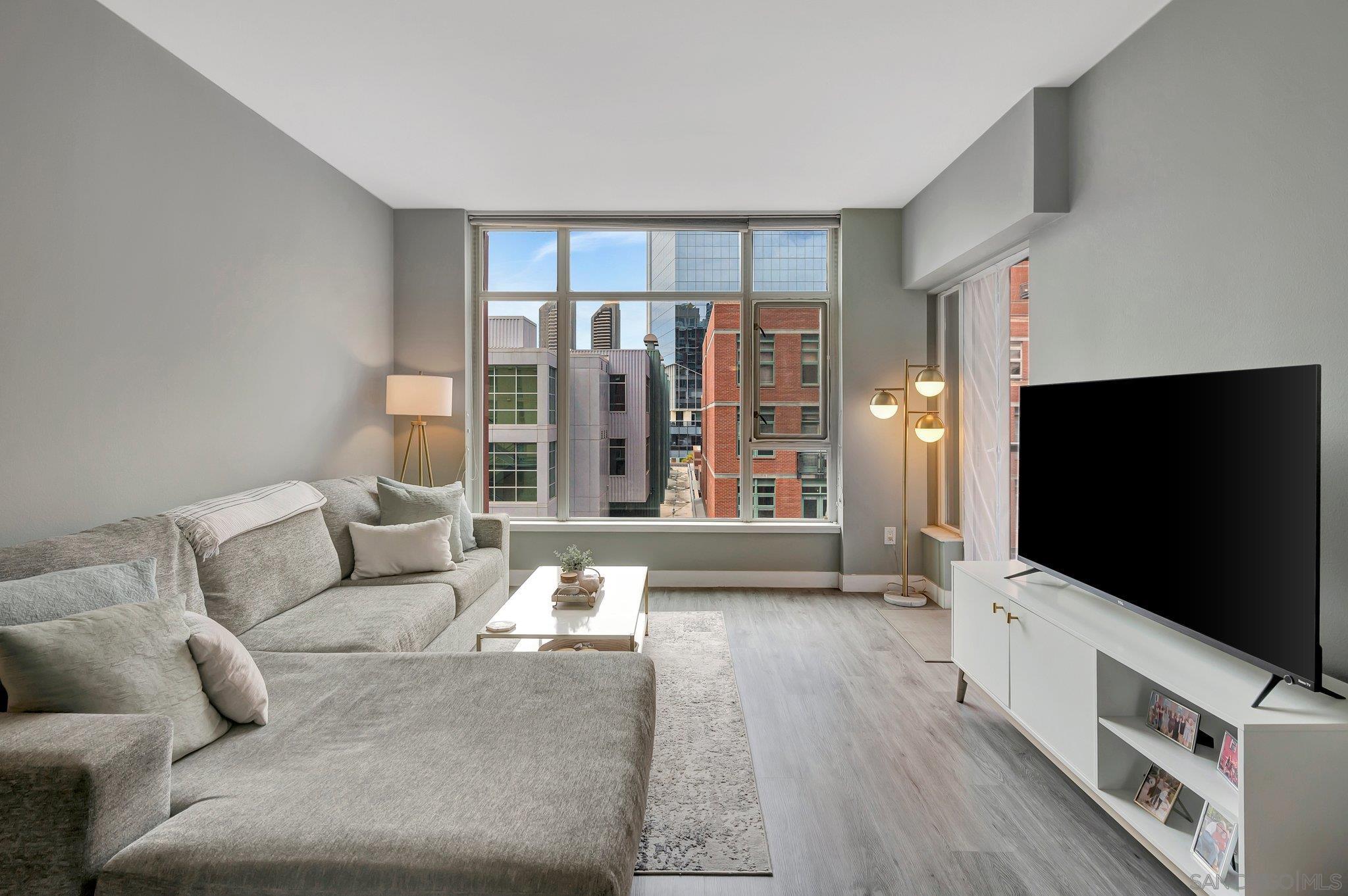 427 9th Ave 405
