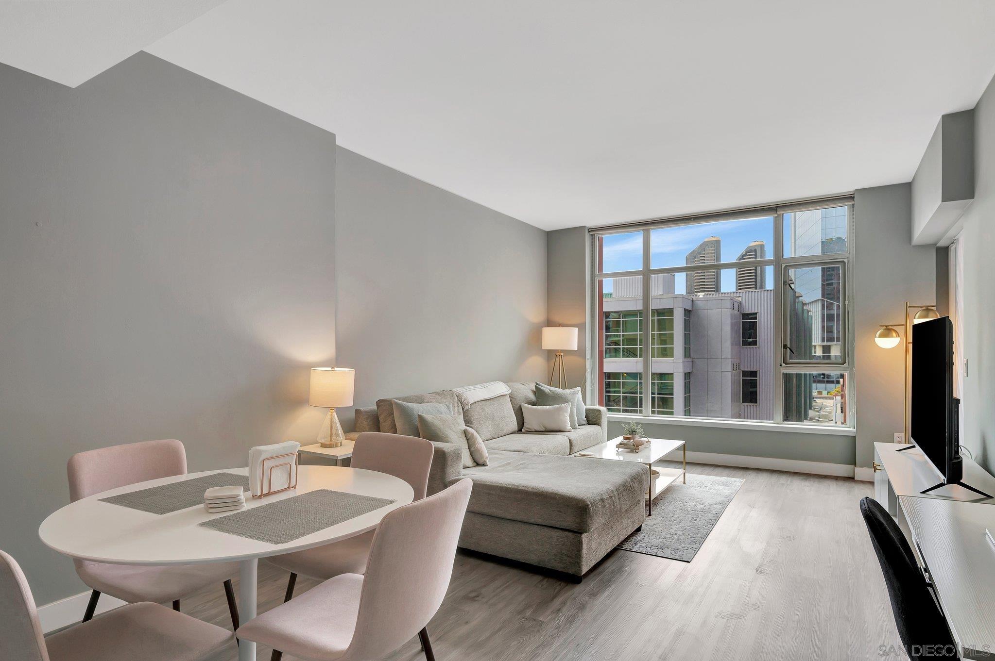 427 9th Ave 405
