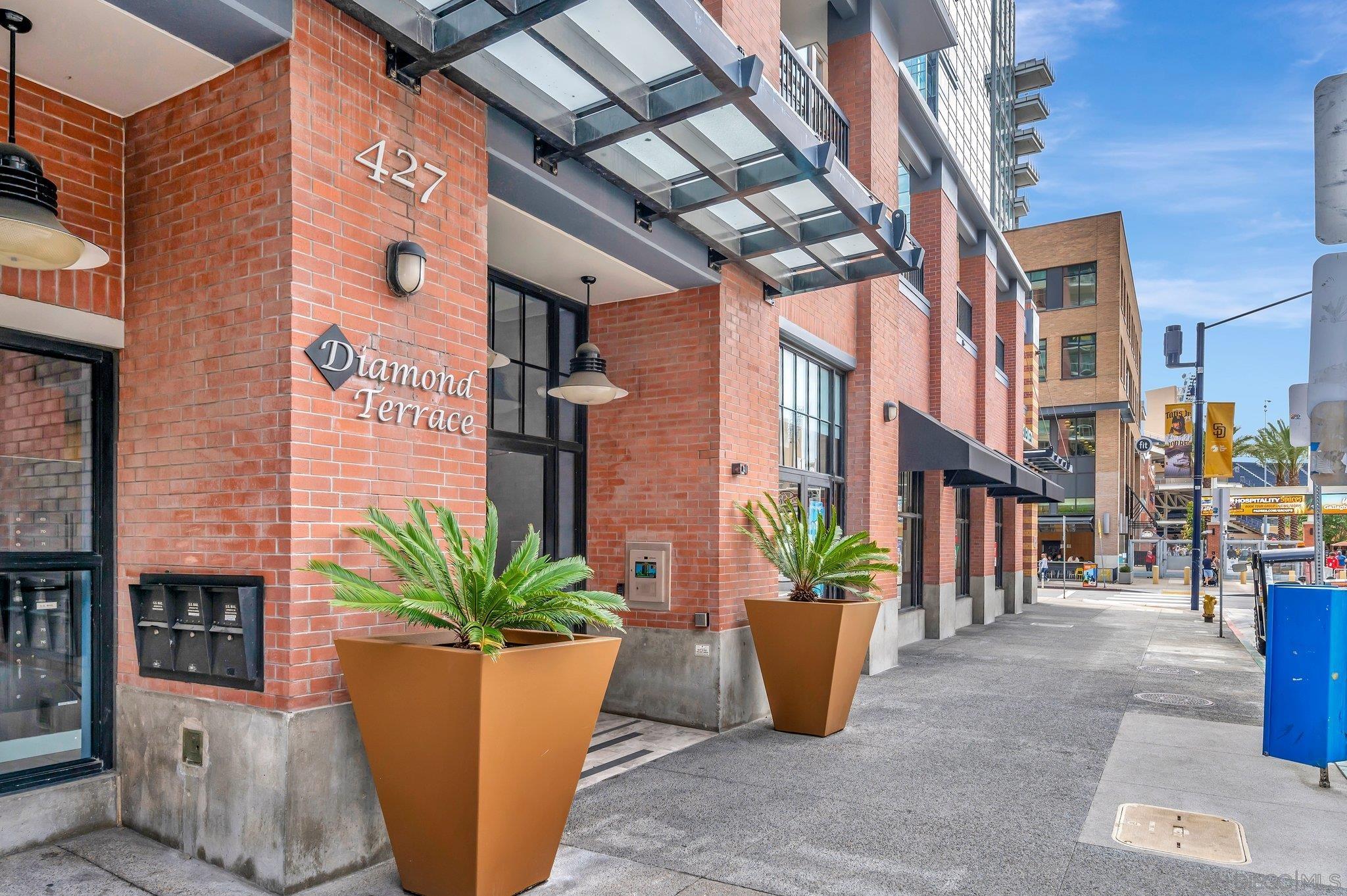 427 9th Ave 405