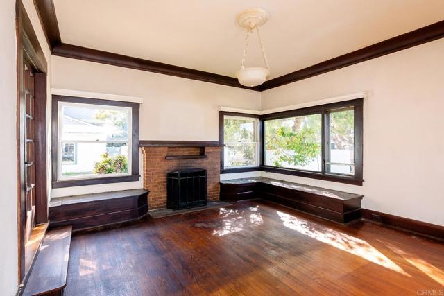 600 1St Street