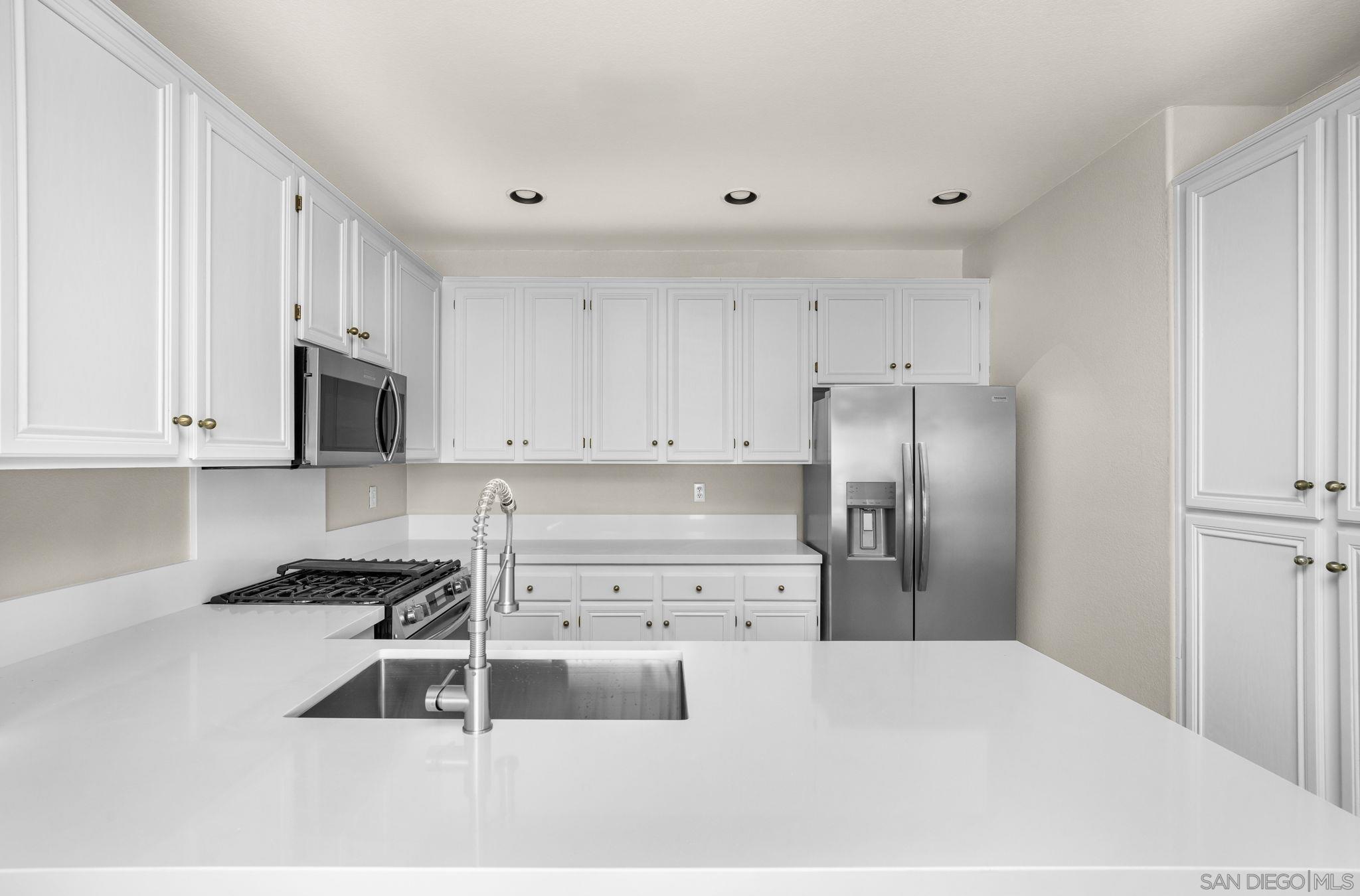 3739 Carmel View Rd 1